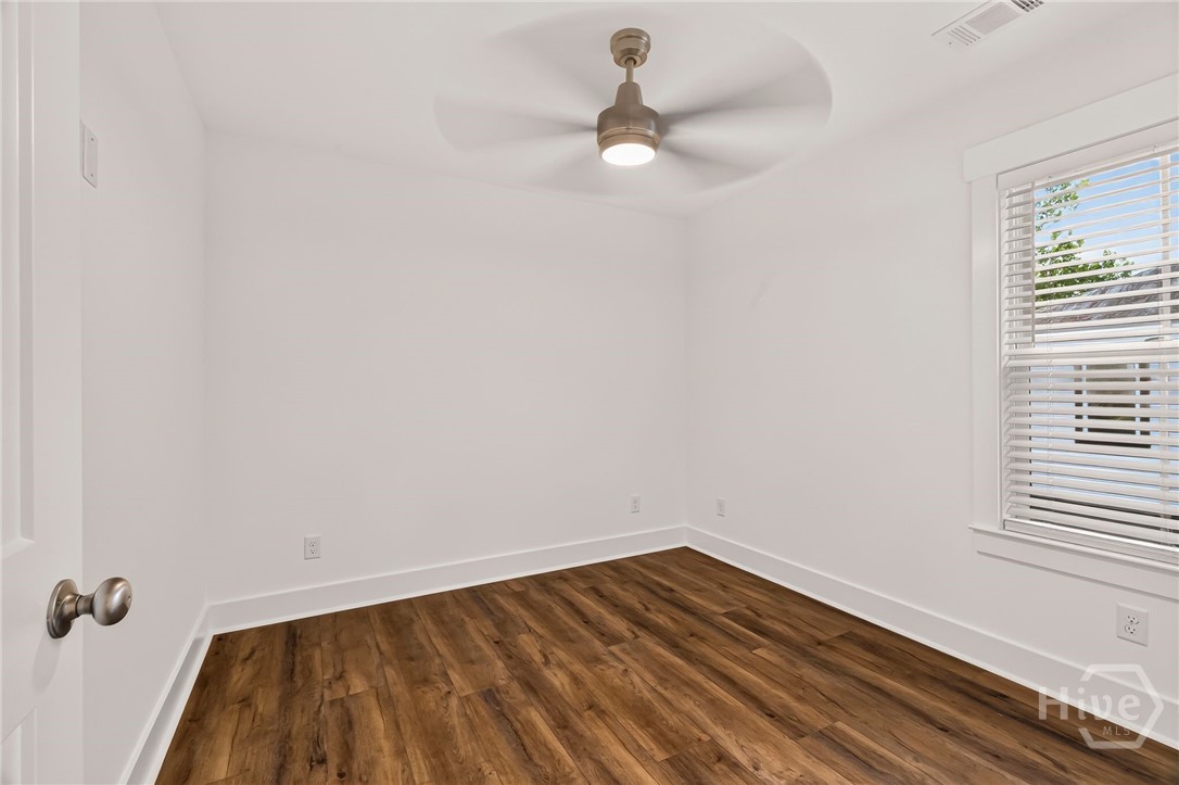 1601 Grove Street Property Photo 36