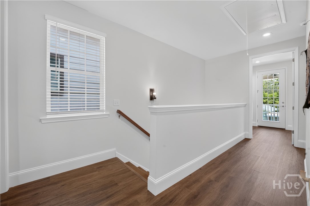 706 W 44th Street Property Photo 19