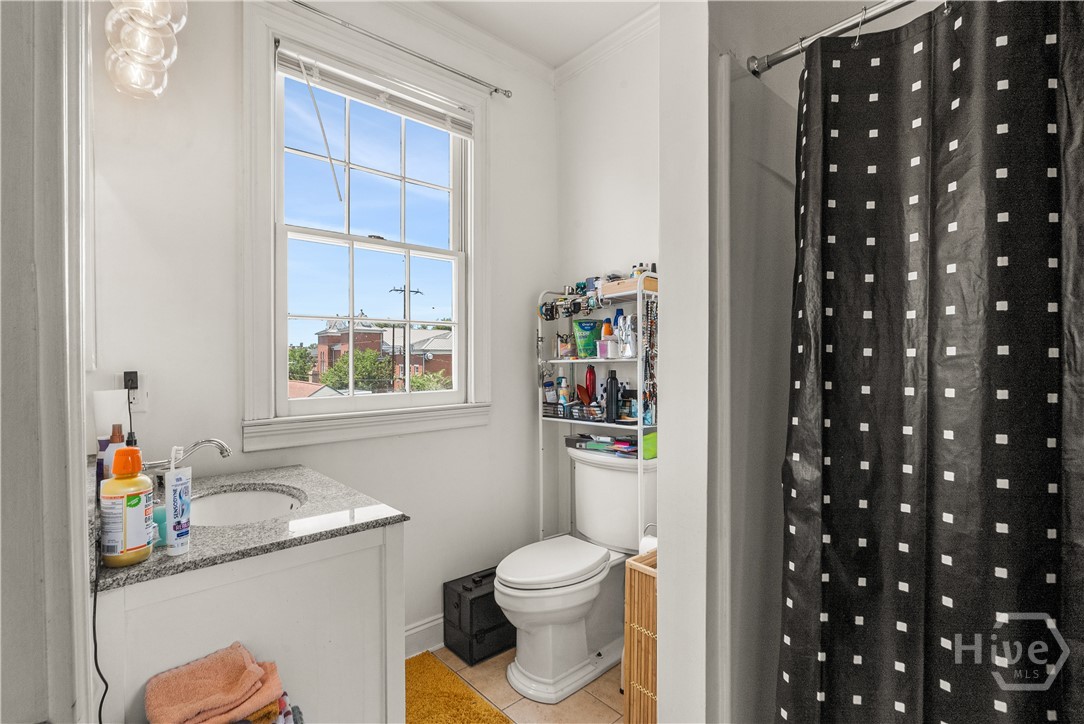 521 E Broad Street 2 Property Photo 19