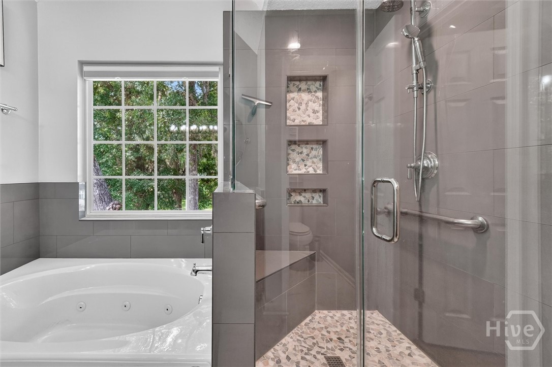 315 Gloucester Road Property Photo 29