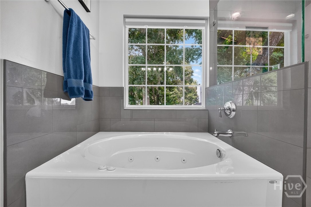 315 Gloucester Road Property Photo 32