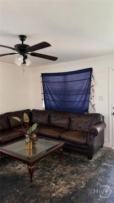 3313 Iantha Street Property Photo 4