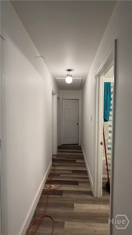 3313 Iantha Street Property Photo 5