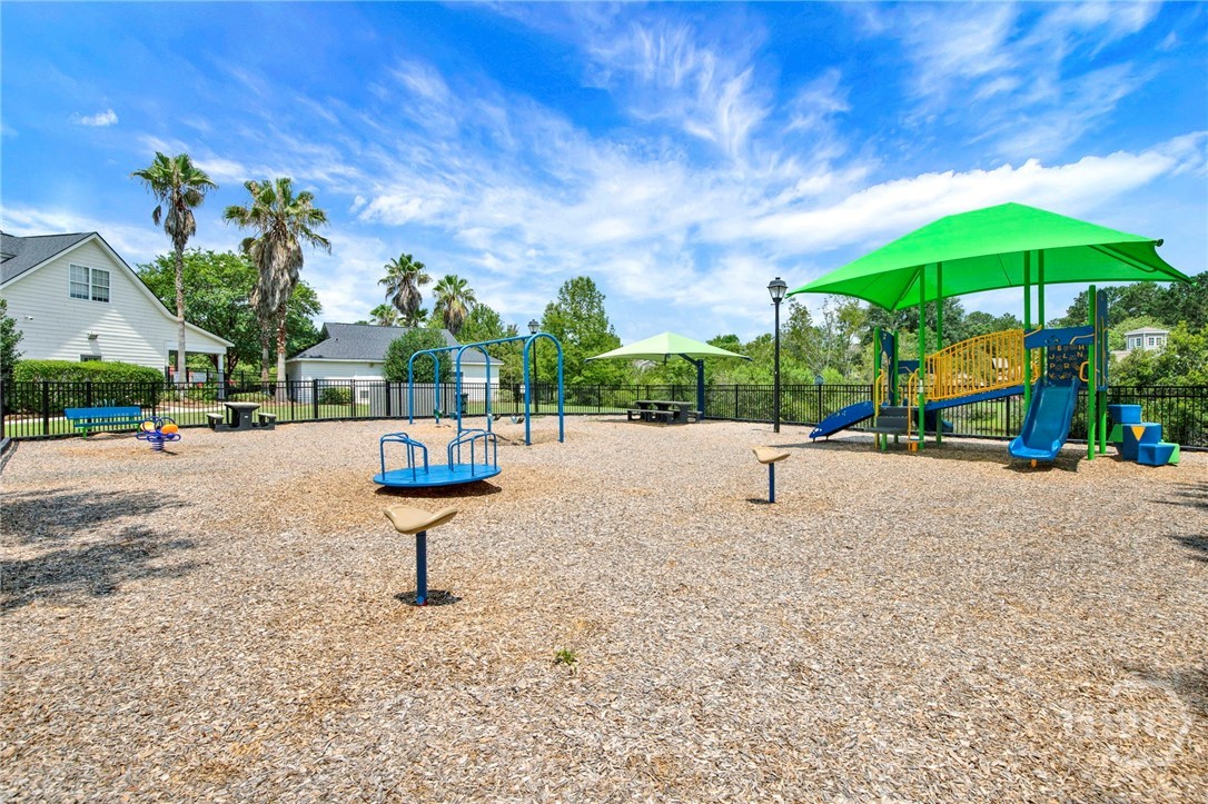 12 Cadre Circle Property Photo 20
