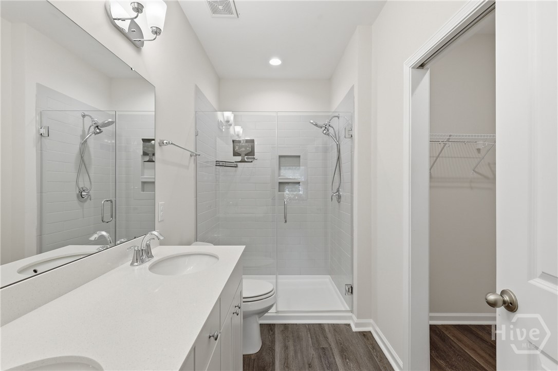 99 Small Pine Lane Property Photo 11