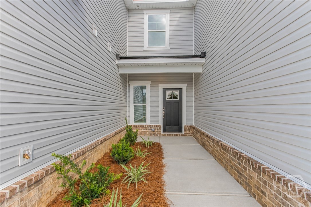 309 Pinebury Road Property Photo 4