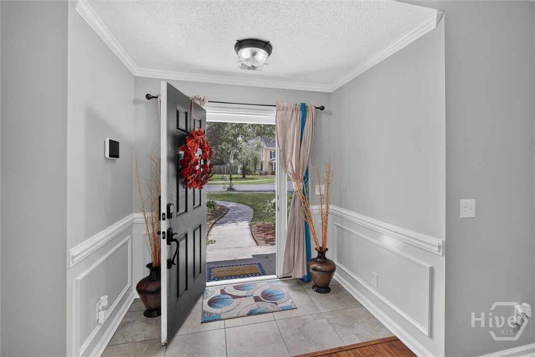 156 Dovetail Crossing Property Photo 4