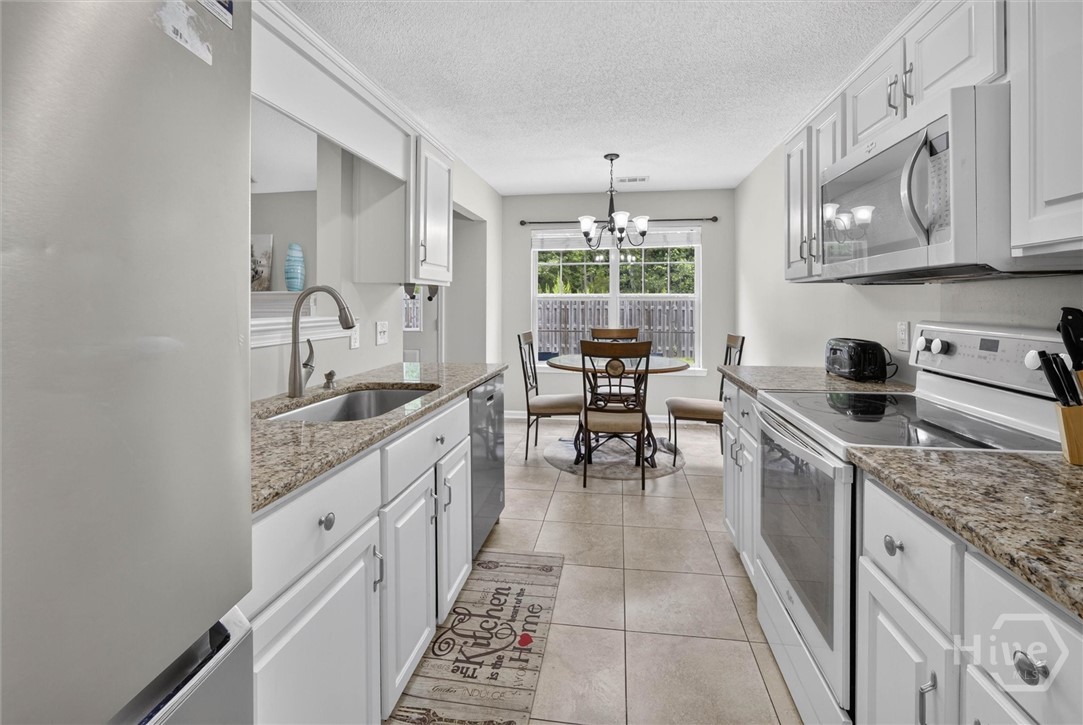 156 Dovetail Crossing Property Photo 9