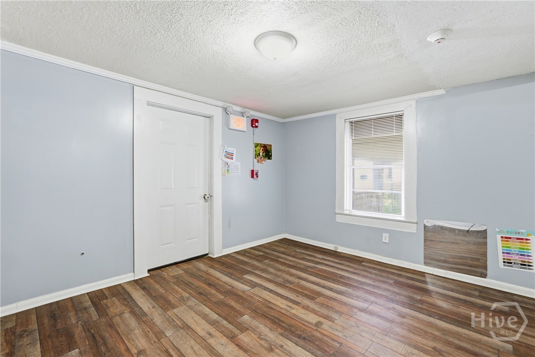 204 Best Street Property Photo 11