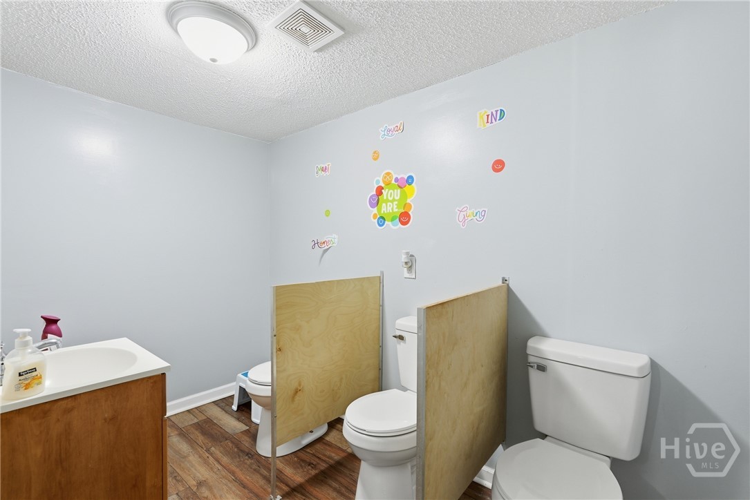 204 Best Street Property Photo 20