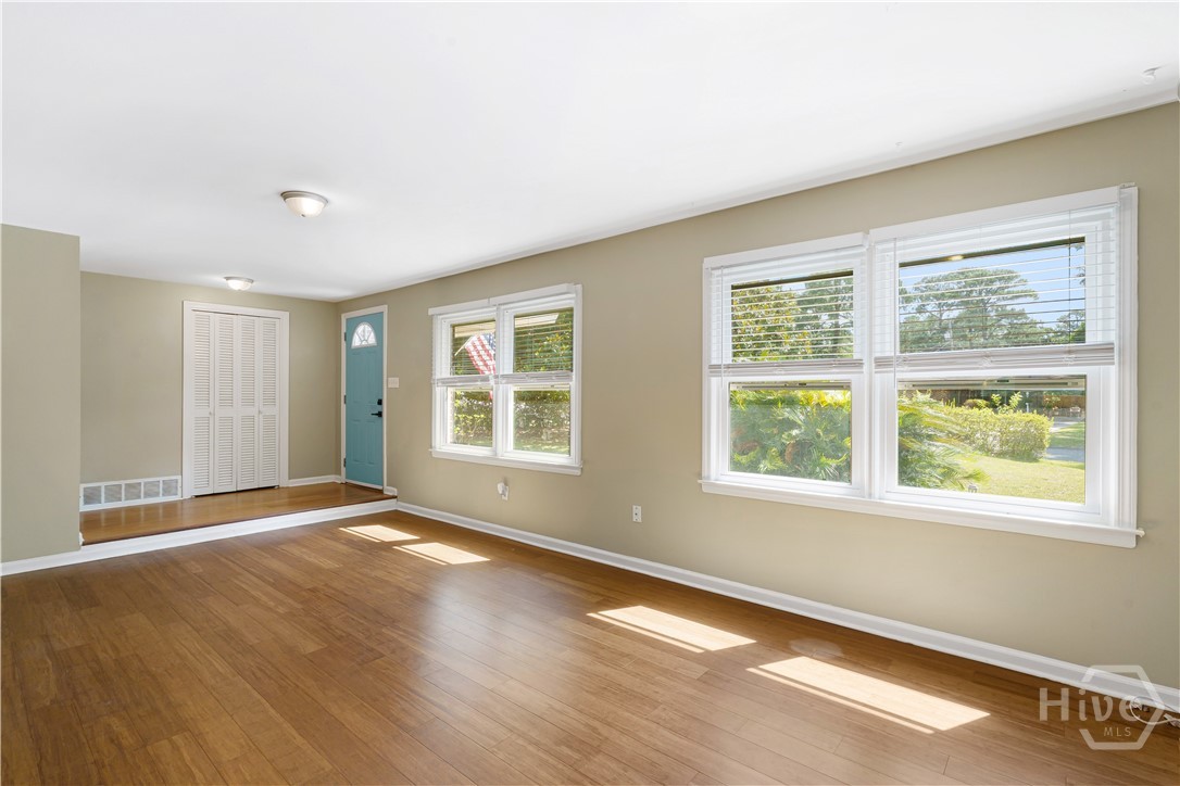 17 Regent Drive Property Photo 13