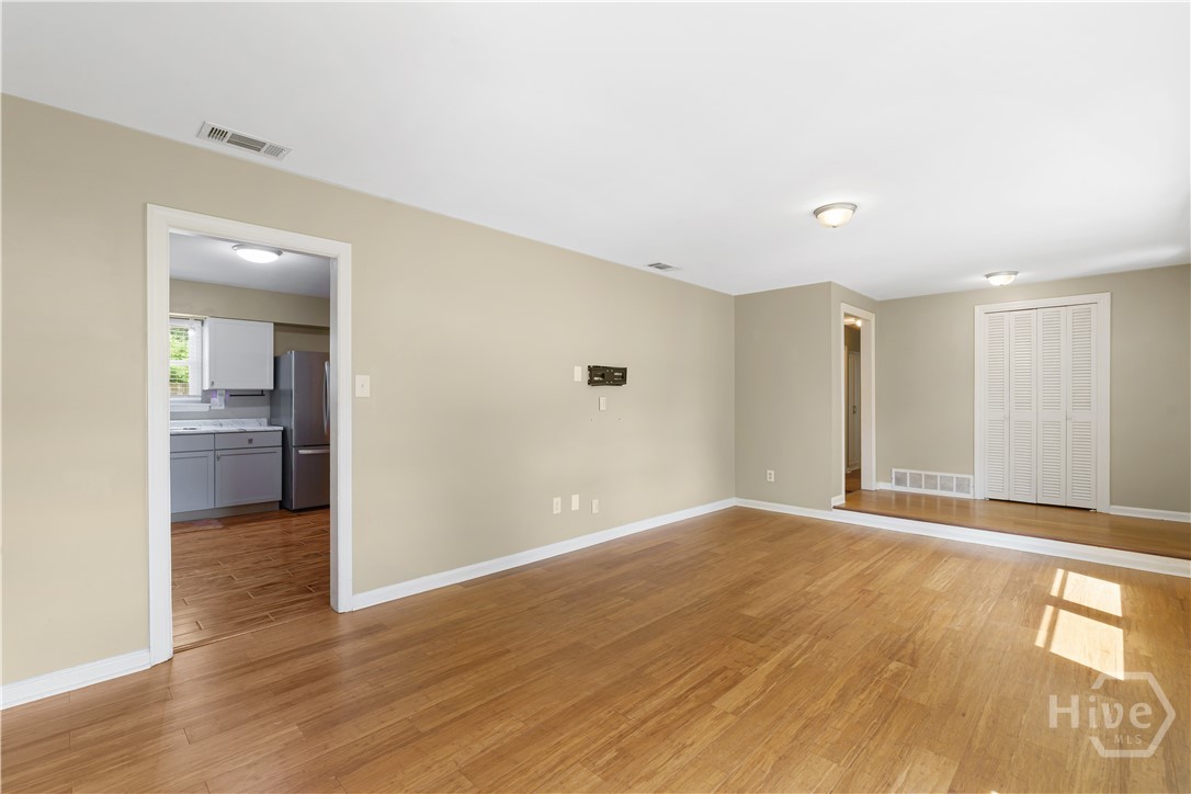 17 Regent Drive Property Photo 16
