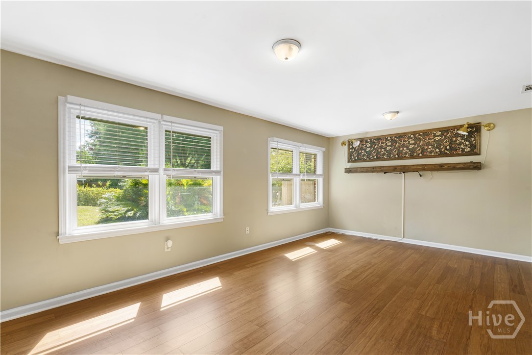 17 Regent Drive Property Photo 17