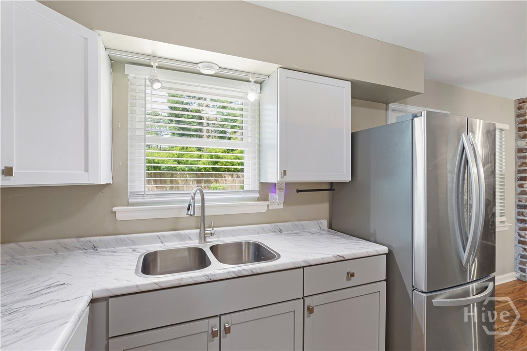 17 Regent Drive Property Photo 33