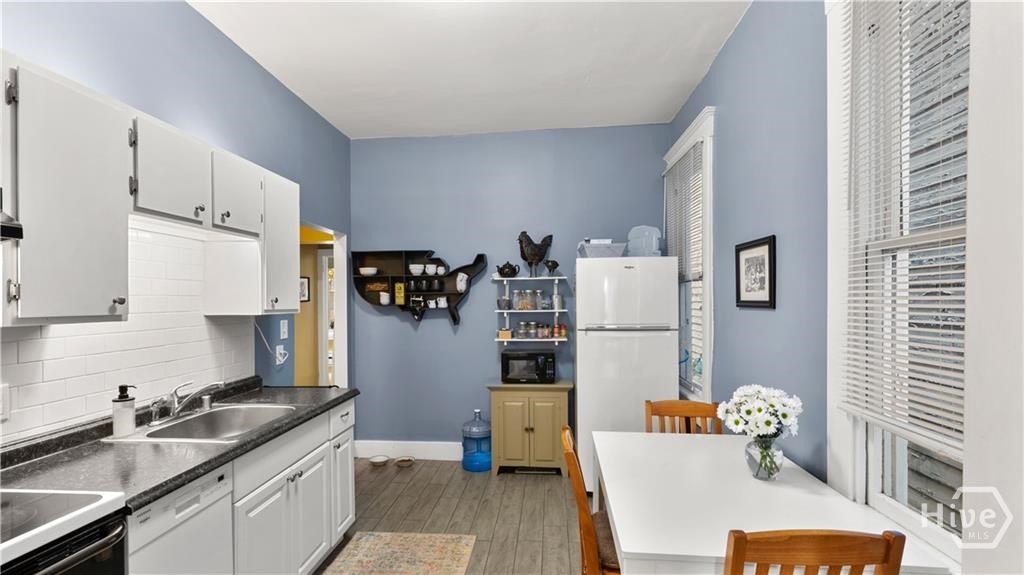 534 E Waldburg Street Property Photo 15