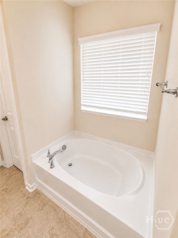 22 Headlands Court Property Photo 12