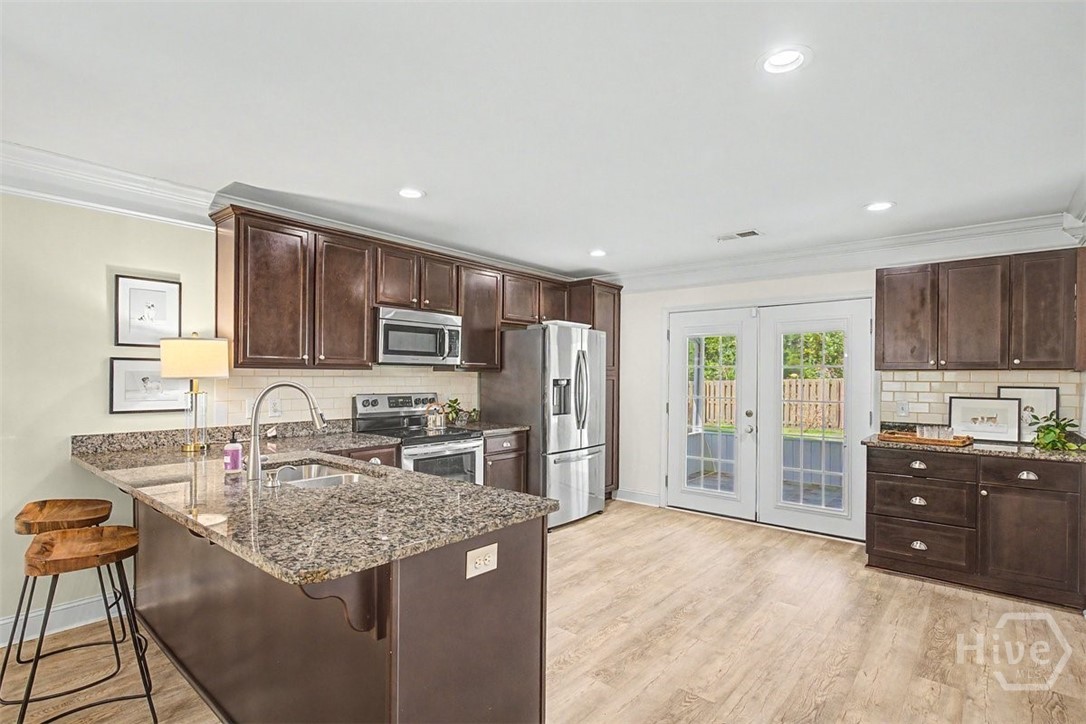200 Sawgrass Drive Property Photo 12