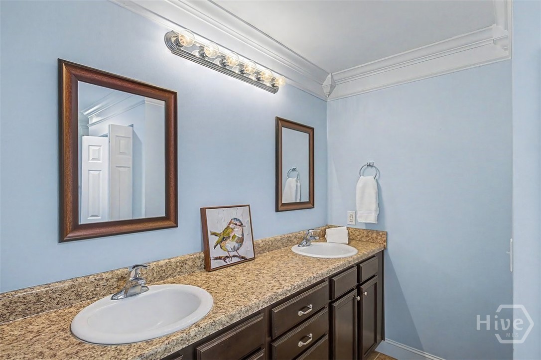 200 Sawgrass Drive Property Photo 15
