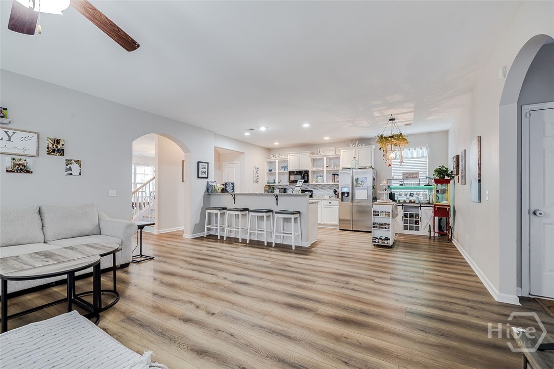 10 Central Park Way Property Photo 12