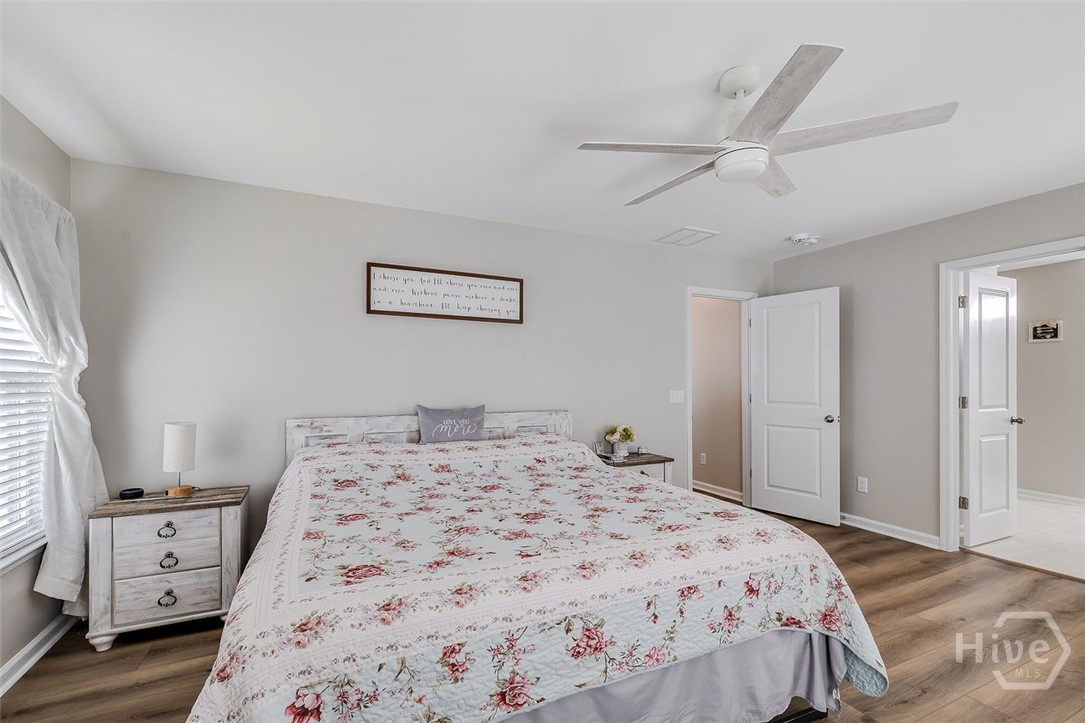 10 Central Park Way Property Photo 23