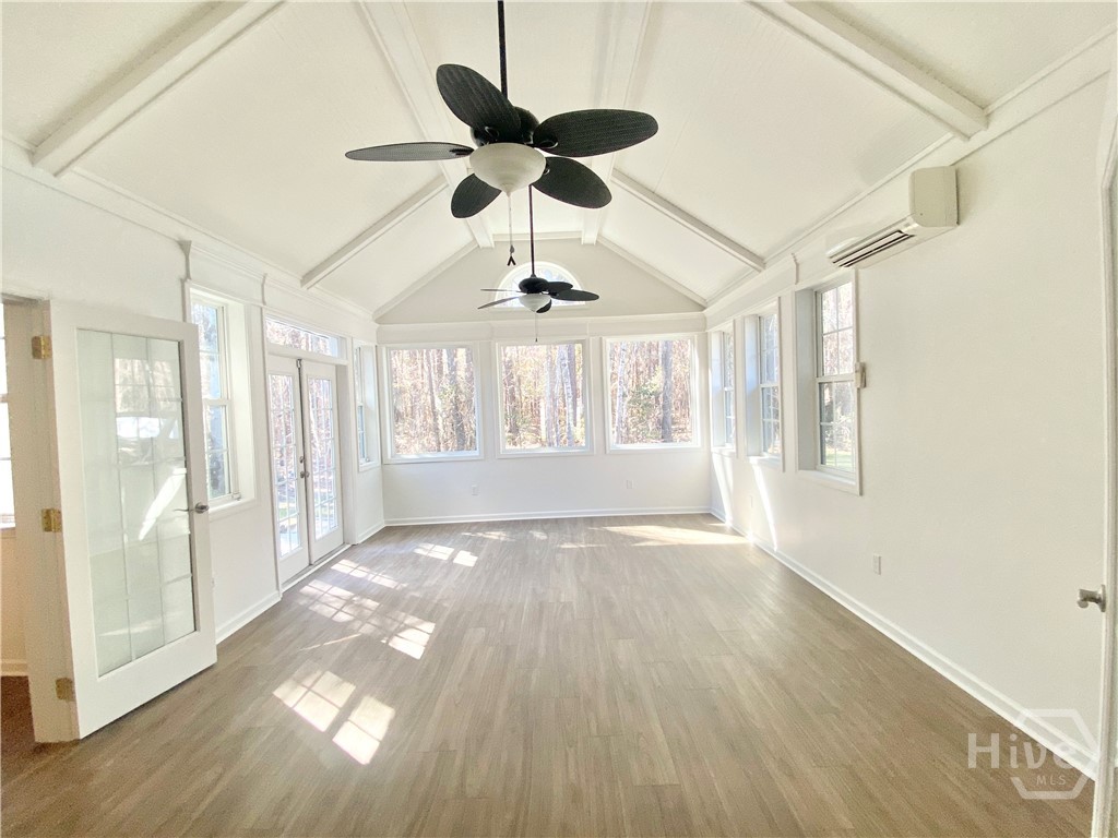 129 Tappan Zee Drive Property Photo 2