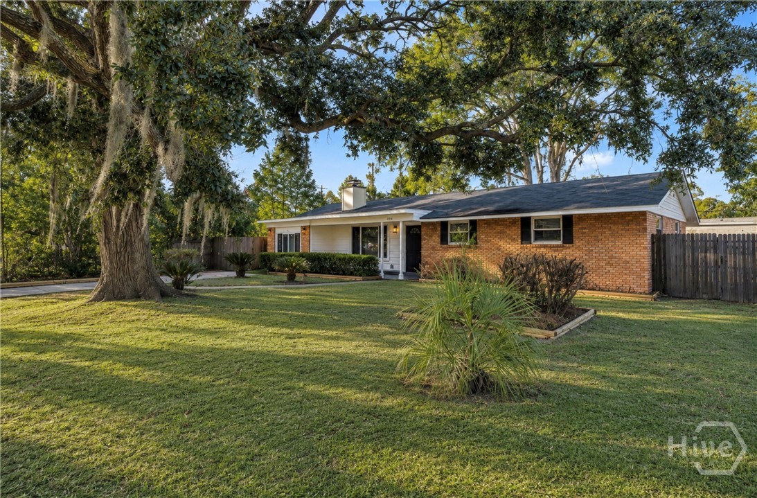 406 Briarcliff Circle Property Photo 1