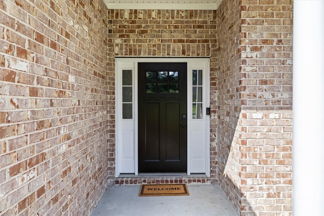 280 Silver Brook Circle Property Photo 4