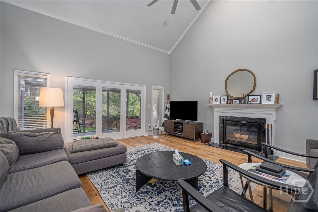 17 Riding Lane Property Photo 6