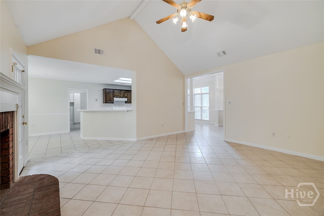 114 Red Bluff Circle Property Photo 14