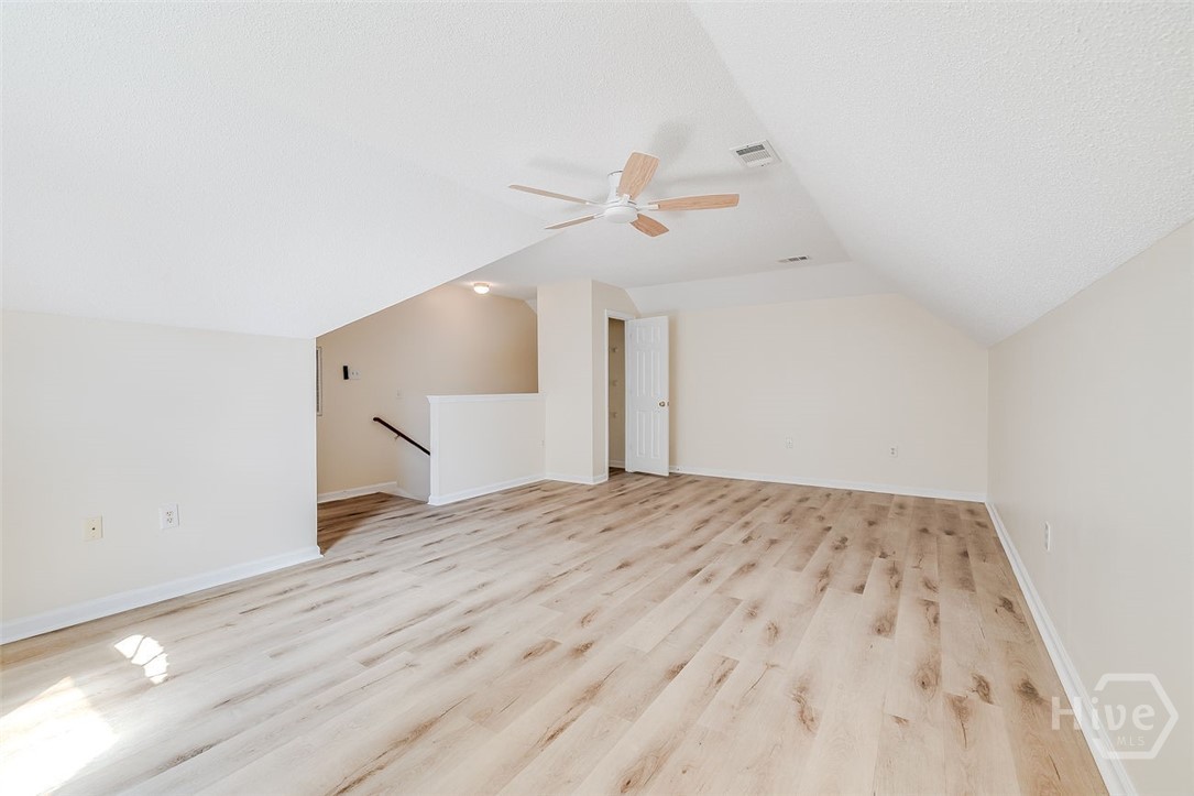 114 Red Bluff Circle Property Photo 20