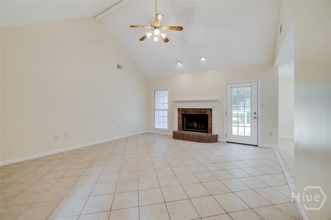 114 Red Bluff Circle Property Photo 21