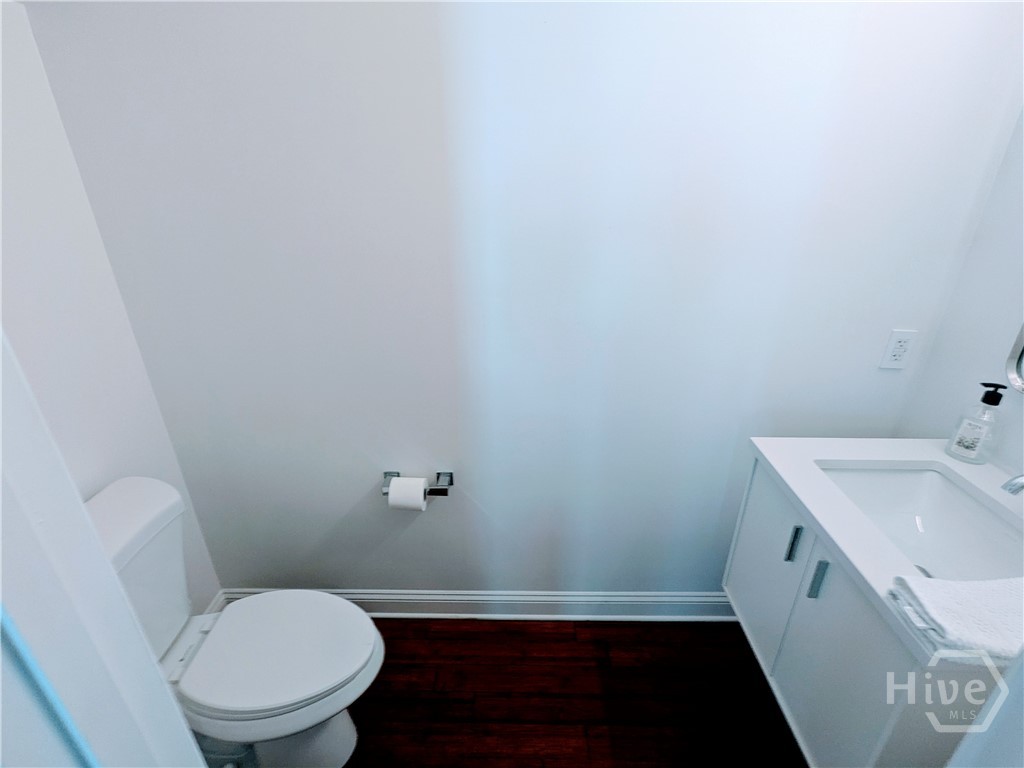 316 E 31st Street Property Photo 11