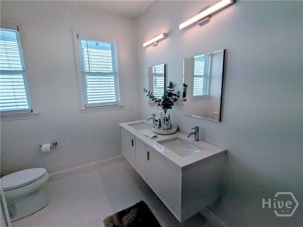 316 E 31st Street Property Photo 16