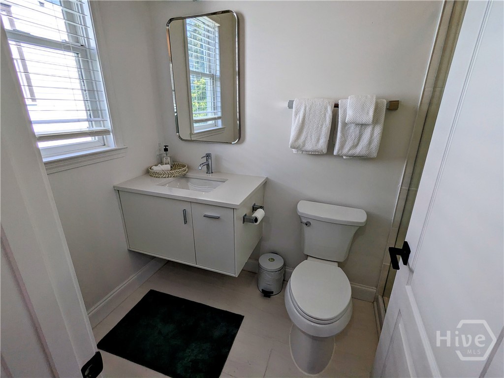 316 E 31st Street Property Photo 13
