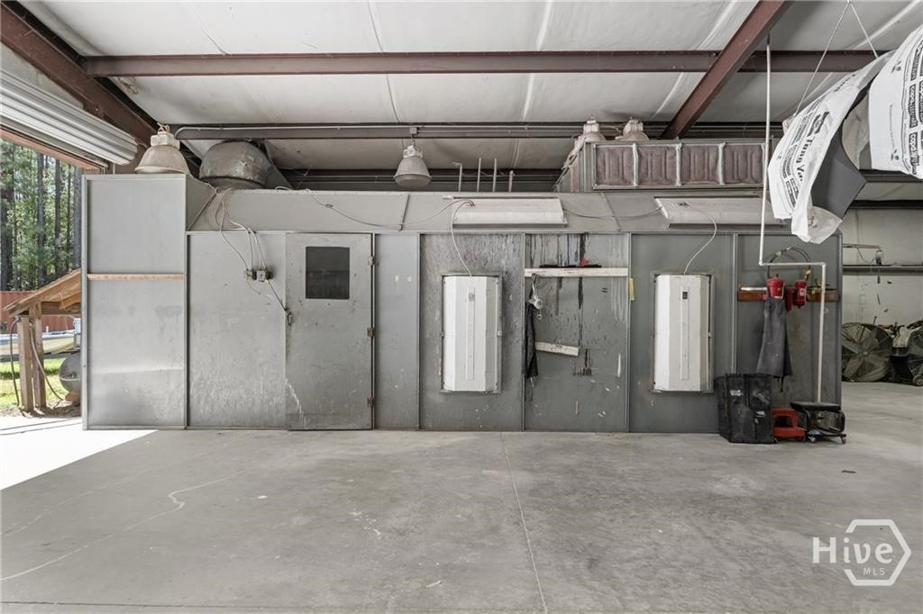 3232 21 Highway Property Photo 13