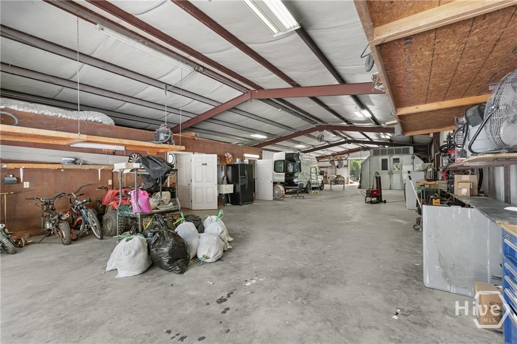 3232 21 Highway Property Photo 16