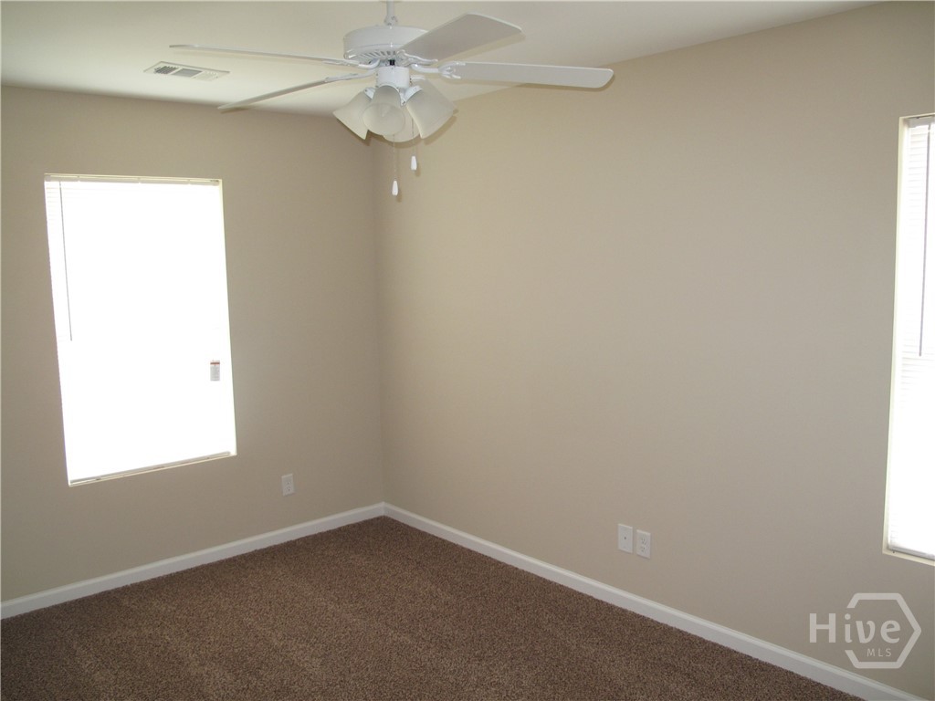165 Connor Loop Property Photo 6