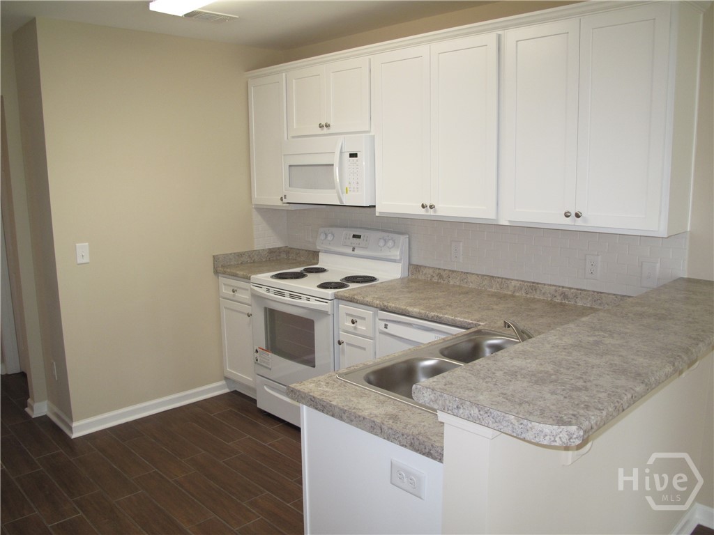 165 Connor Loop Property Photo 7