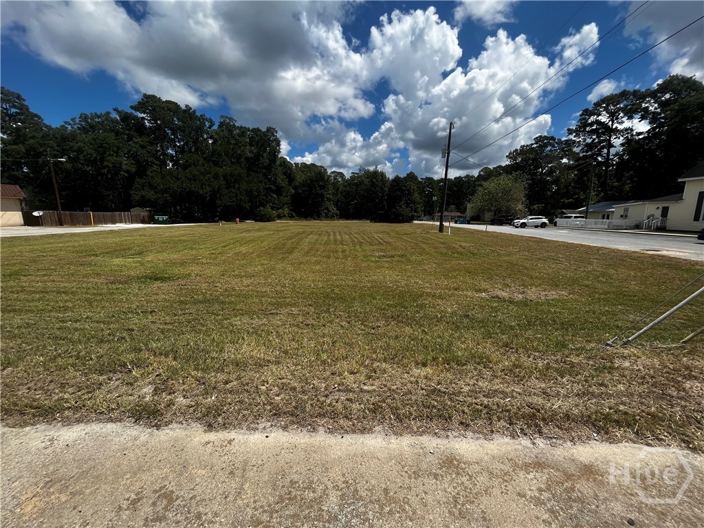 204 Columbia Avenue Property Photo 4