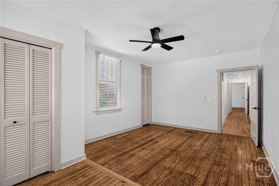 631 W 45th Street Property Photo 33