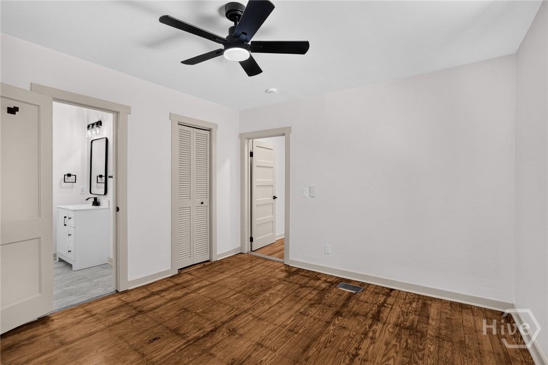 631 W 45th Street Property Photo 41