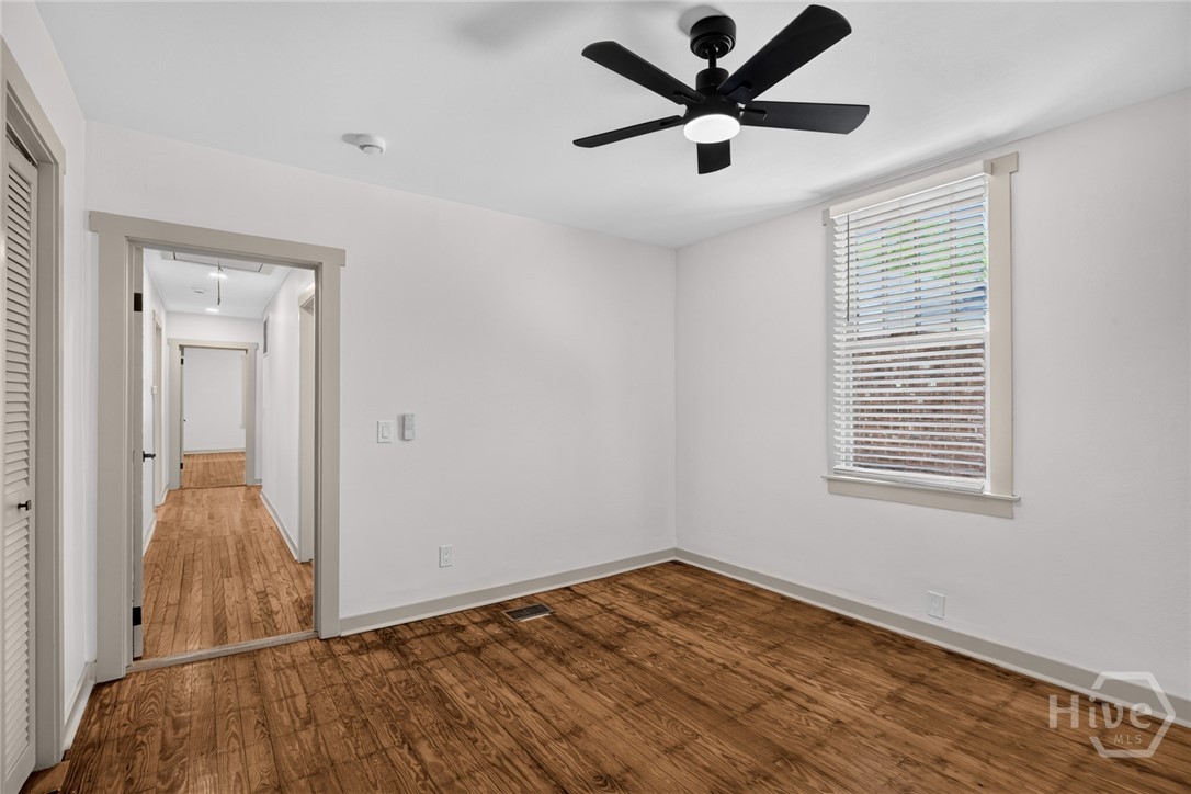 631 W 45th Street Property Photo 42