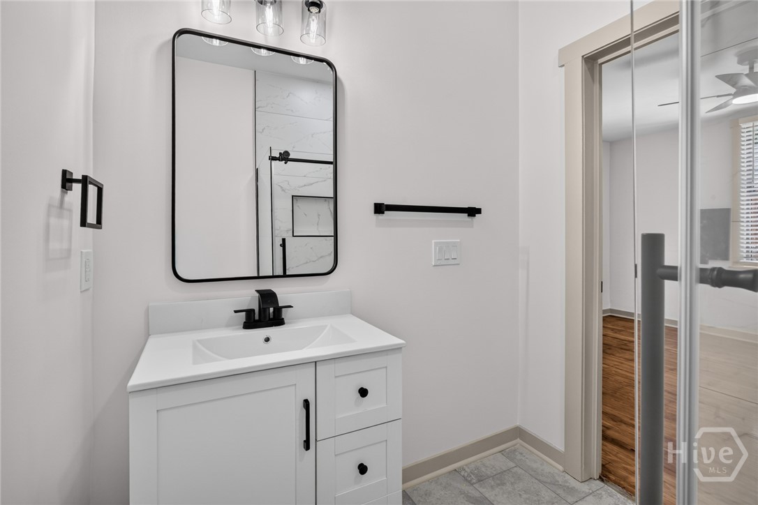 631 W 45th Street Property Photo 45