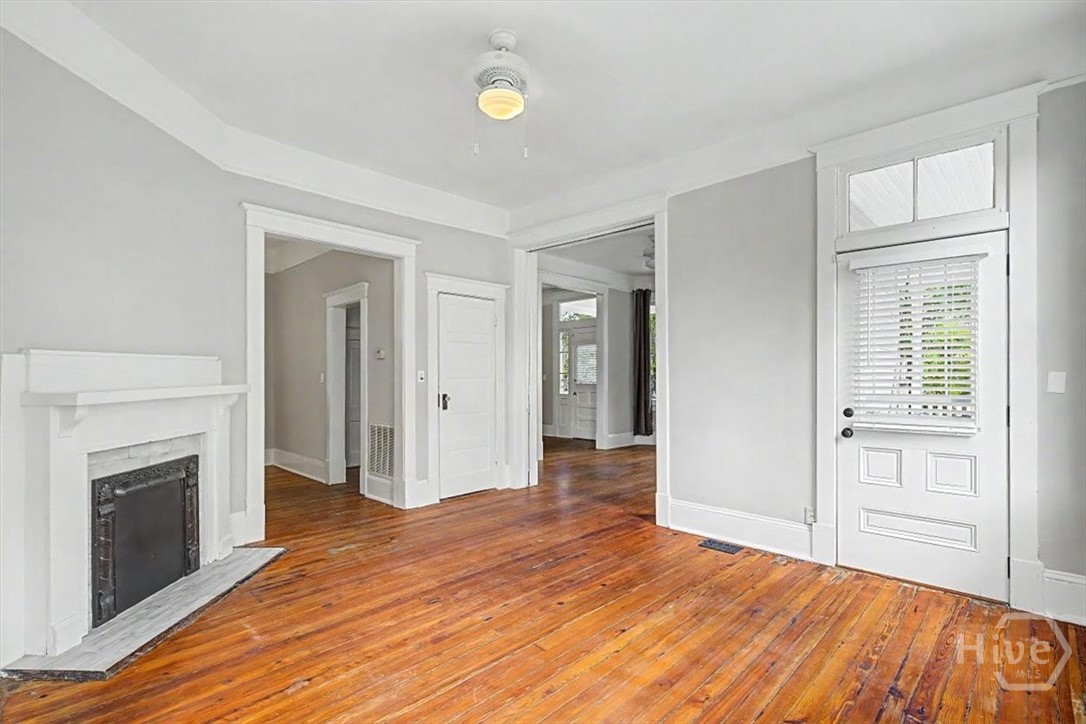 301 W 34th Street Property Photo 15