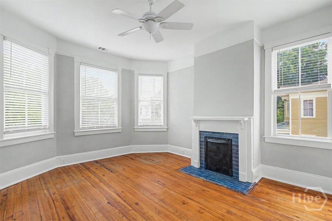 301 W 34th Street Property Photo 29