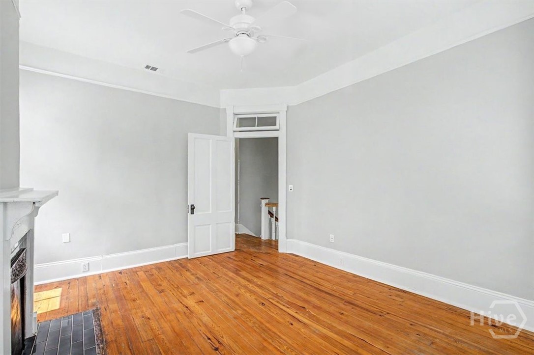 301 W 34th Street Property Photo 30