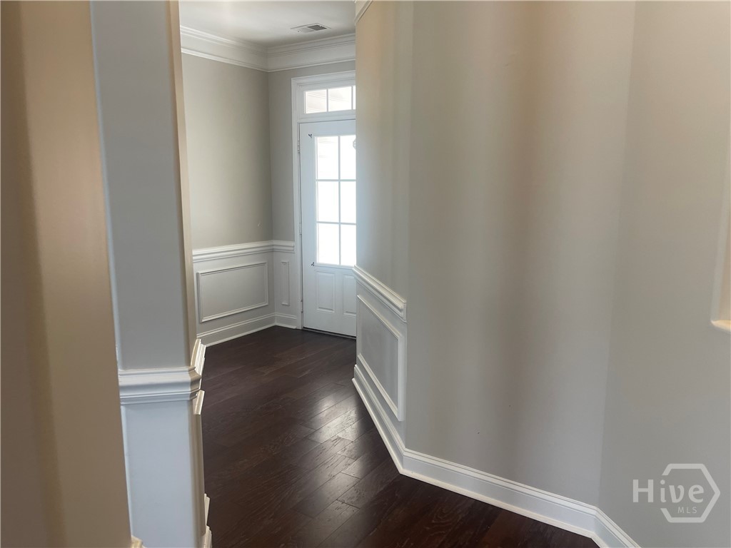 253 Durham Park Property Photo 3