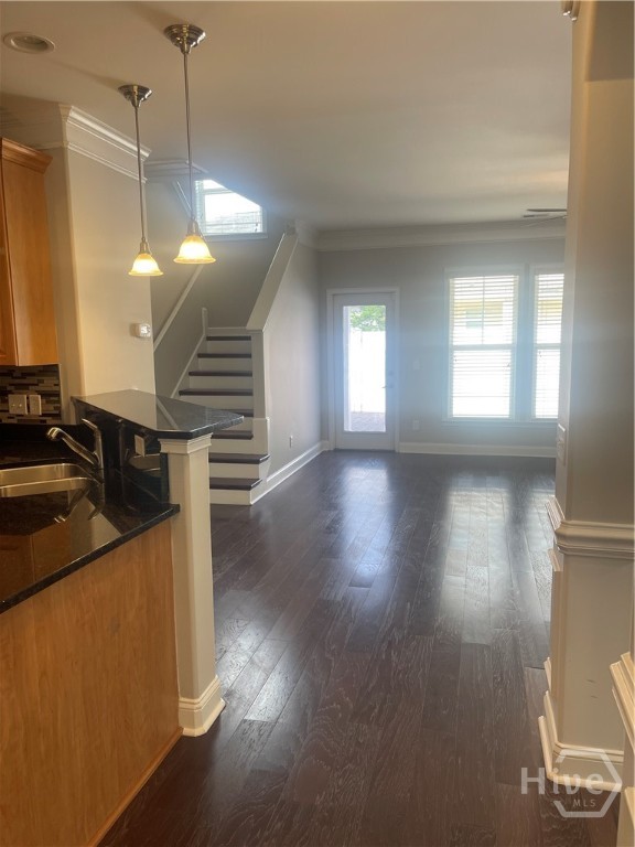 253 Durham Park Property Photo 10