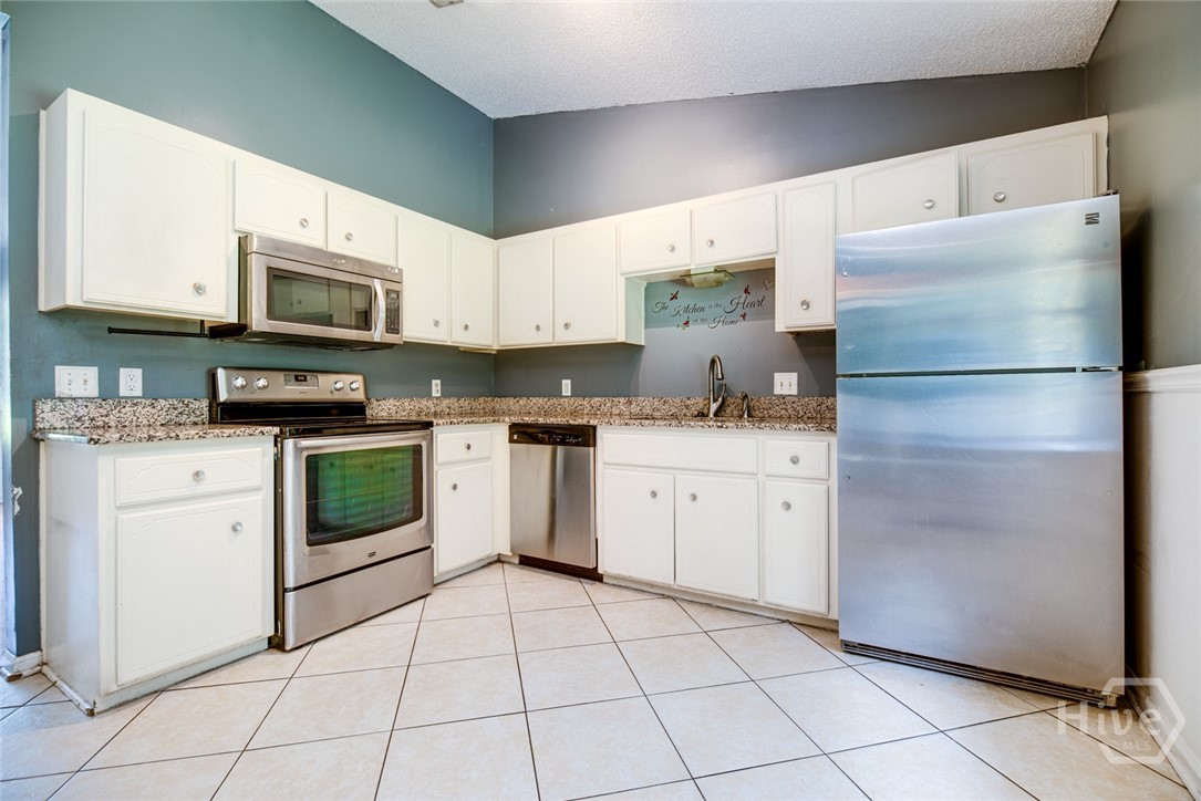 1076 Desert Shield Street Property Photo 14