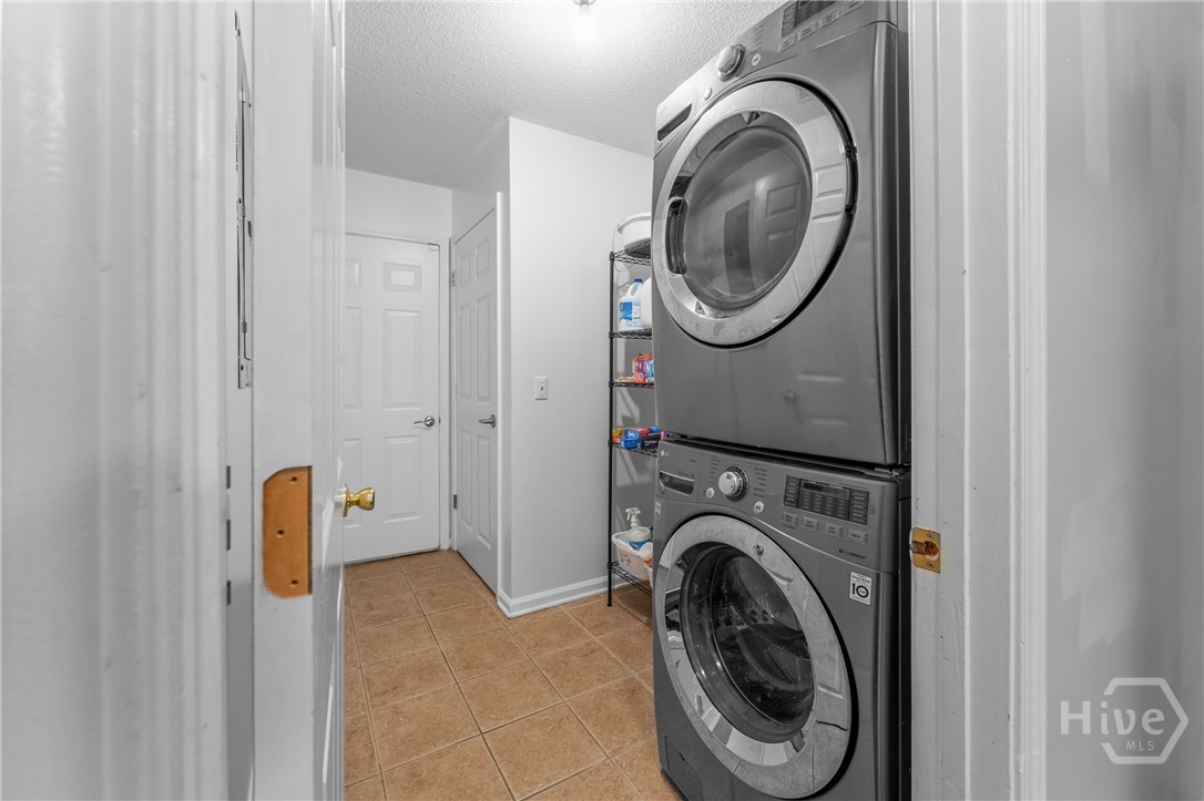 213 Fish Hawk Lane Property Photo 23